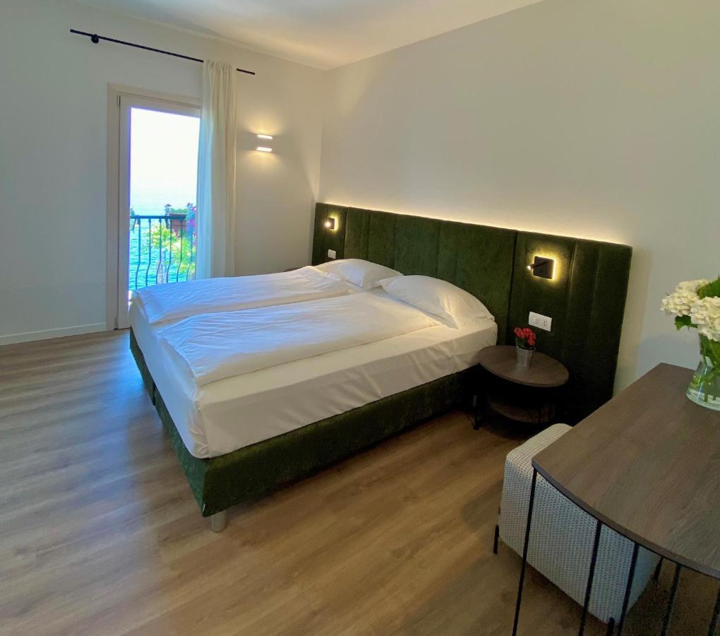 Deluxe Double Room,1394364083:JPEG